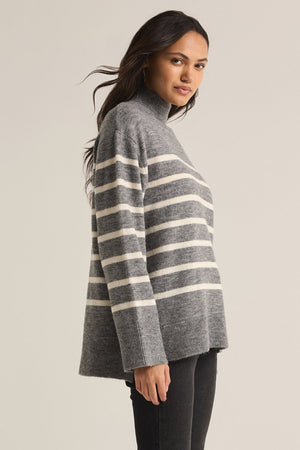 STRIPED TURTLENECK SWEATER