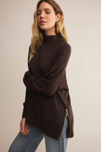 MOCK NECK SWEATSHIRT