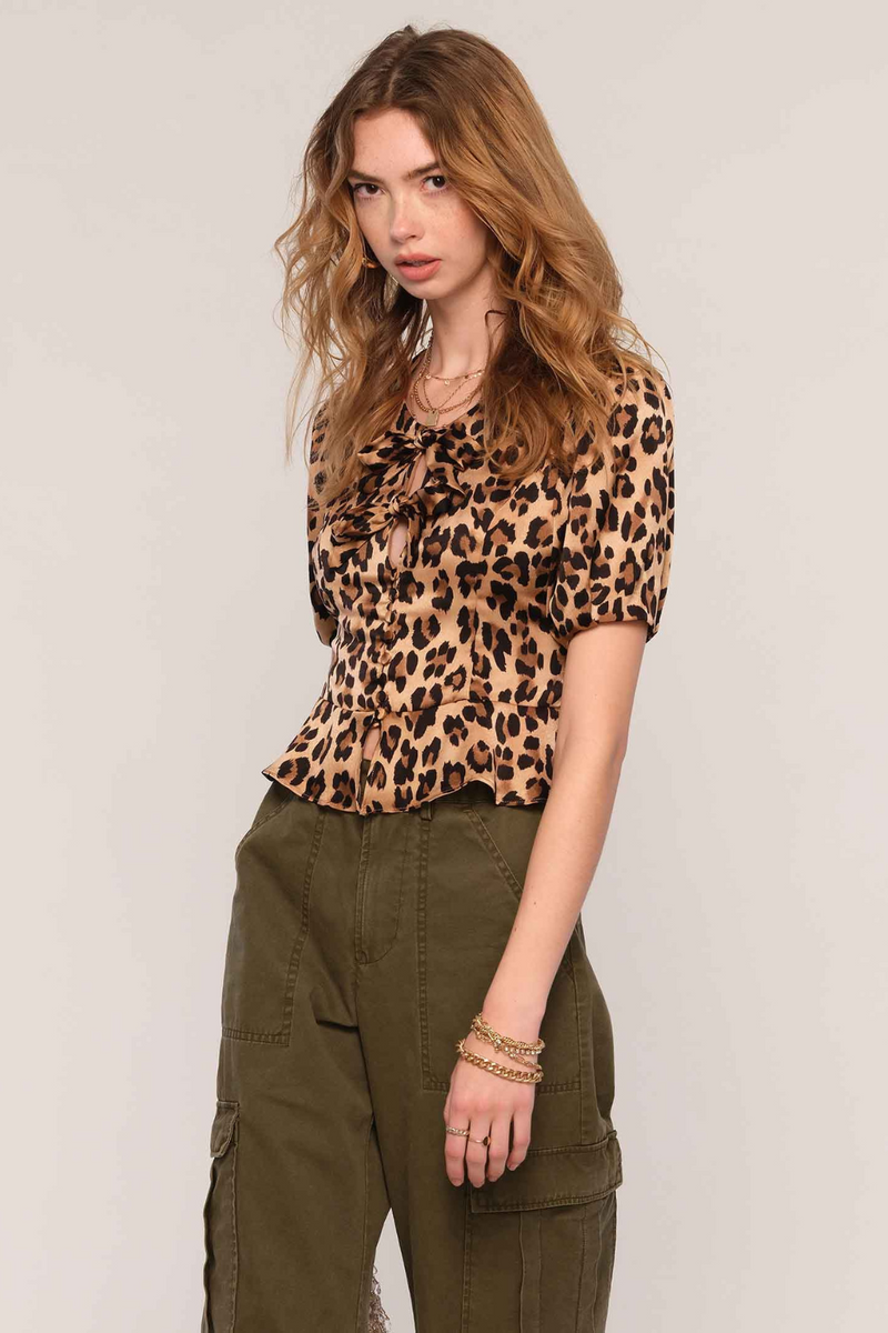 LEOPARD PEPLUM TOP