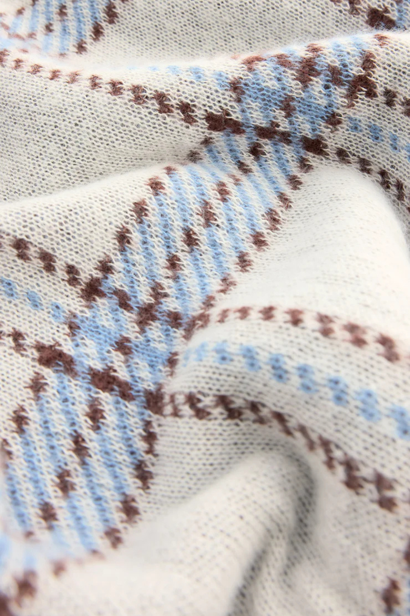 PLAID CREW NECK SWEATER