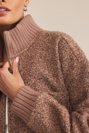 OVERSIZED COLLAR KNIT JACKET