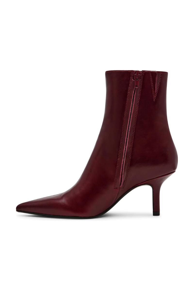 ALSTON POINTED TOE BOOT