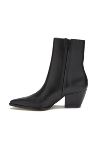 matisse western inspired caty boot in black smooth