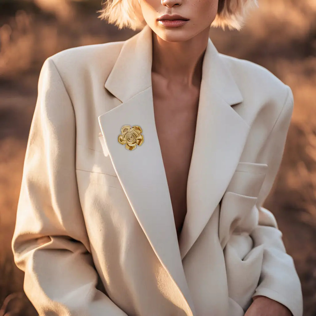 FLOWER BROOCH