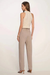 PLEATED FRONT TROUSER