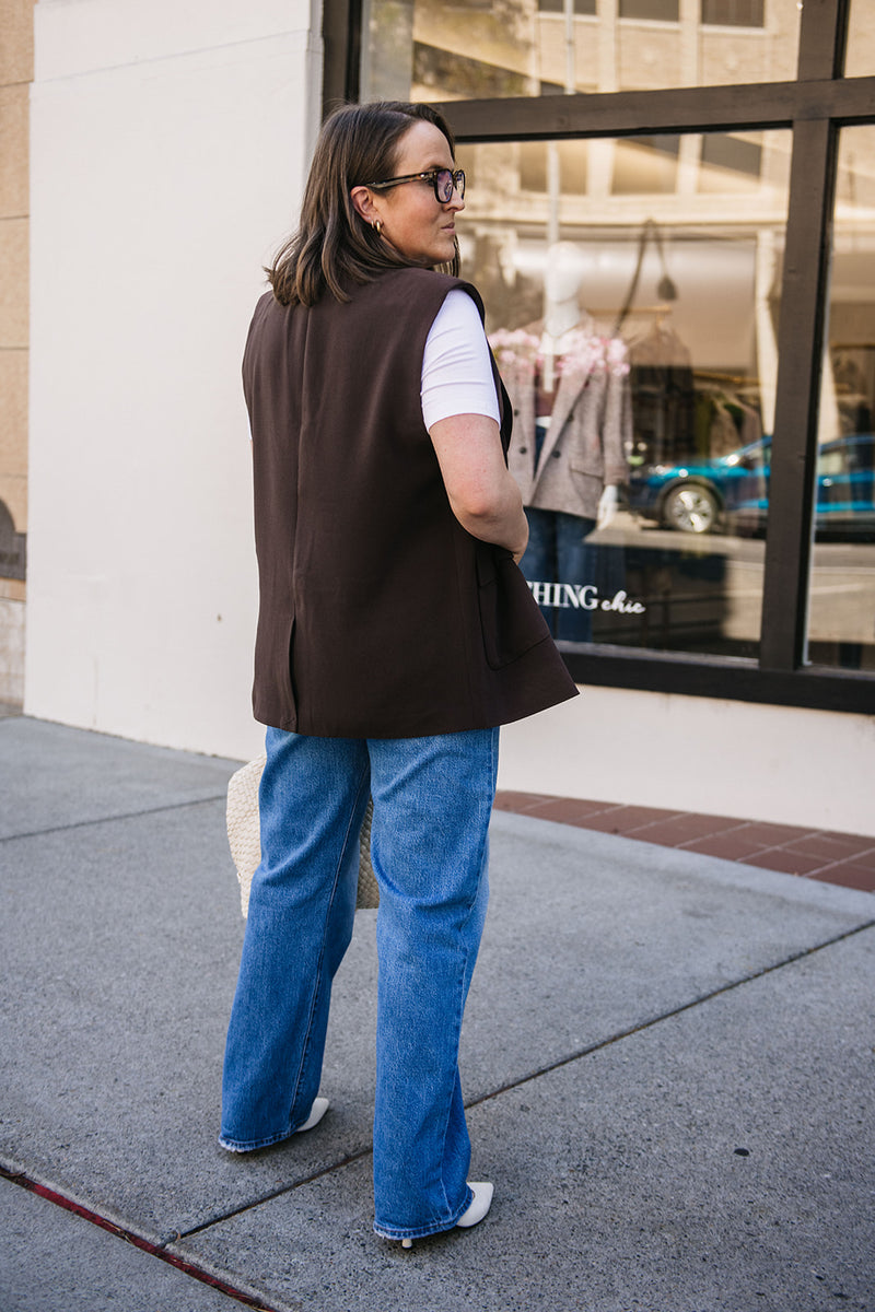 SLEEVELESS BLAZER