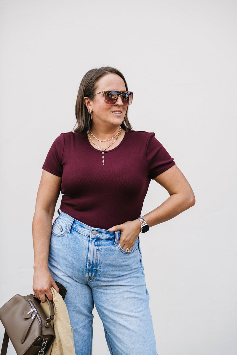 RIBBED CREW NECK TEE