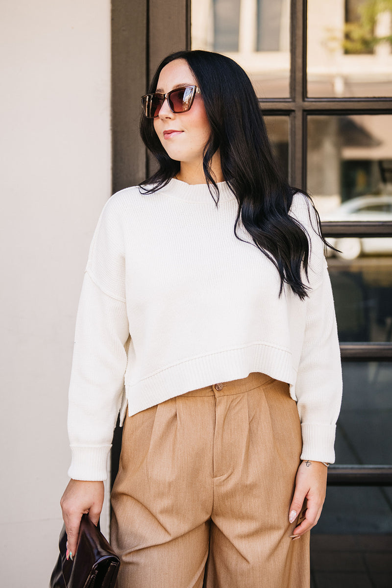 BOXY CROPPED SWEATER