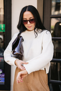 BOXY CROPPED SWEATER