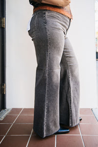 FAR OUT HIGH RISE WIDE LEG