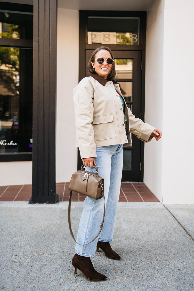 CONTRAST COLLAR BARN JACKET