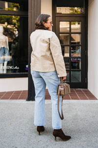 CONTRAST COLLAR BARN JACKET