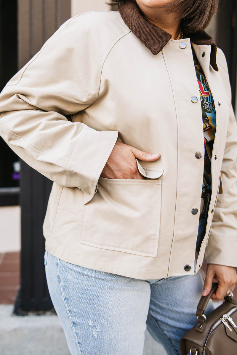 CONTRAST COLLAR BARN JACKET
