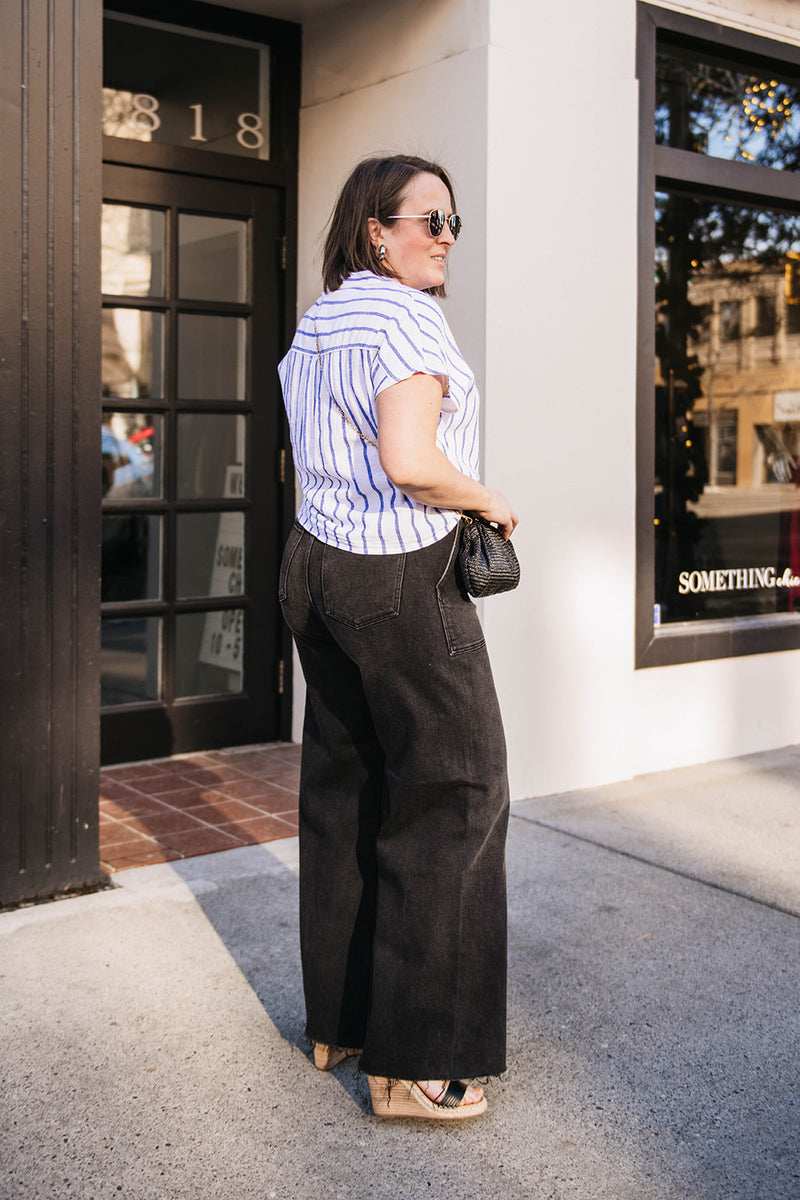 SHORT SLEEVED LINEN BUTTON UP