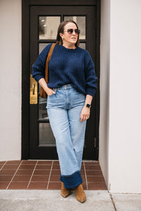 RELAXED KNIT SWEATER