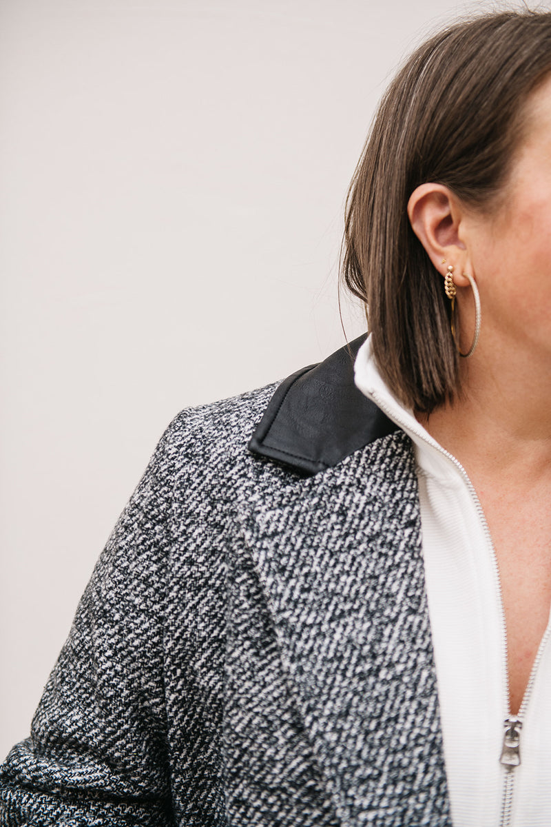 FAUX LEATHER COLLARED COAT