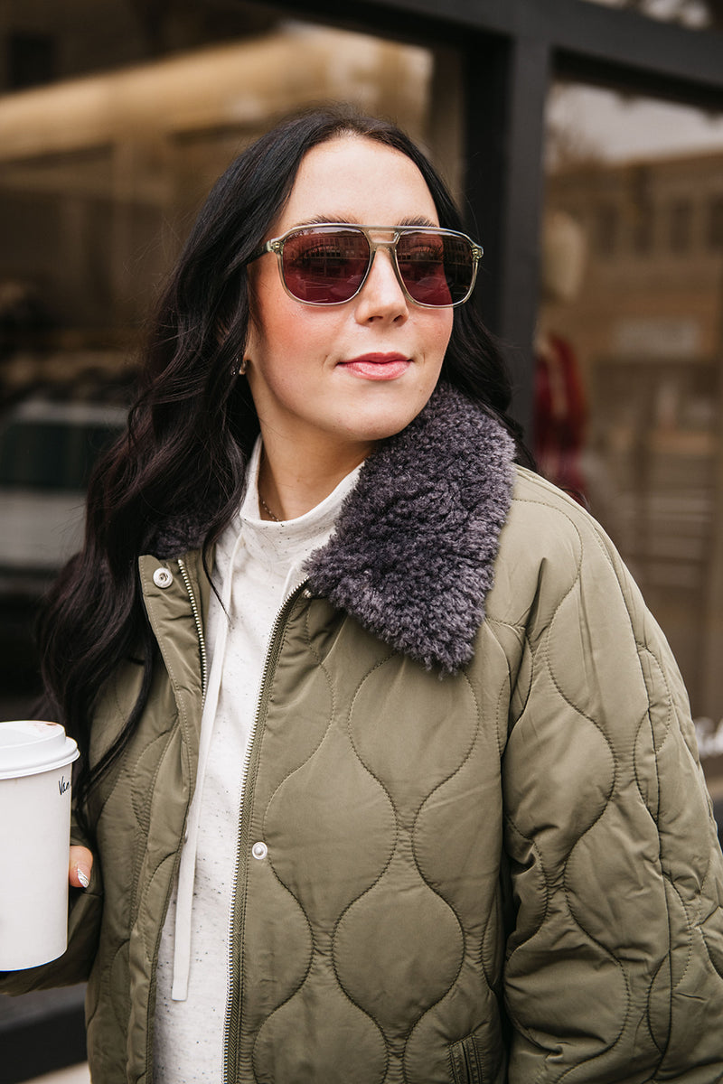 CONTRAST COLLAR PUFFER JACKET