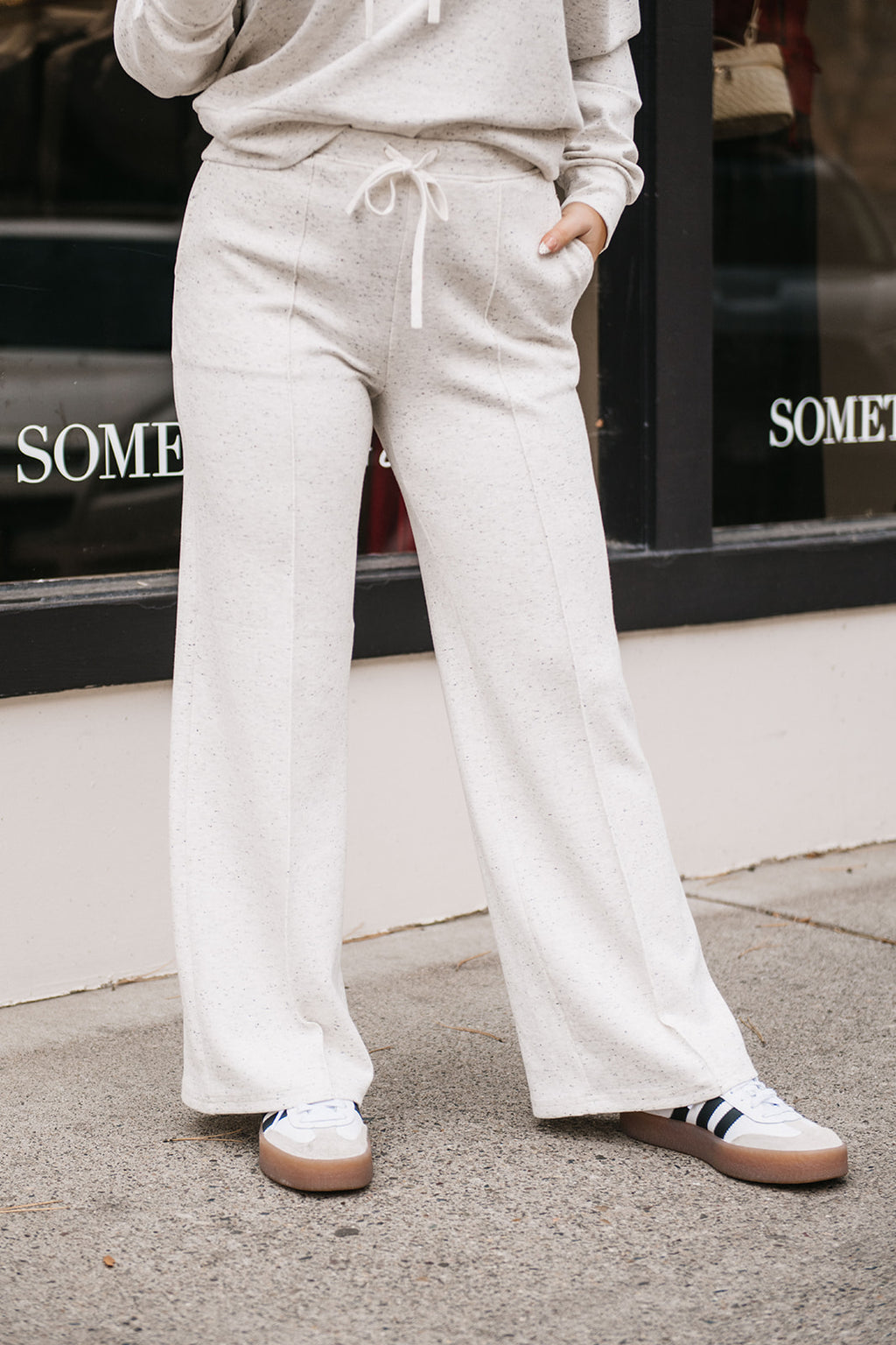 SOFT KNIT DRAWSTRING PANT