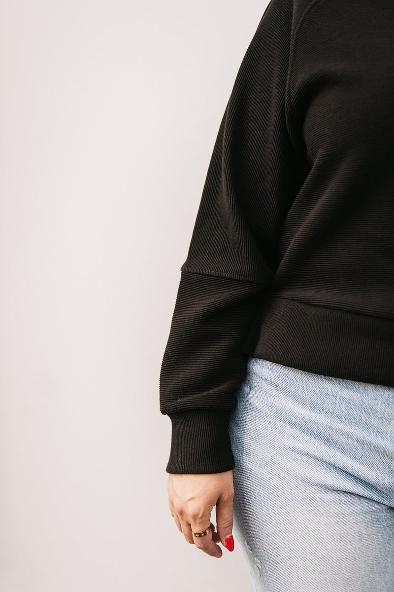 MOCK NECK HALF ZIP TOP