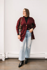 LONG V-NECK CARDIGAN