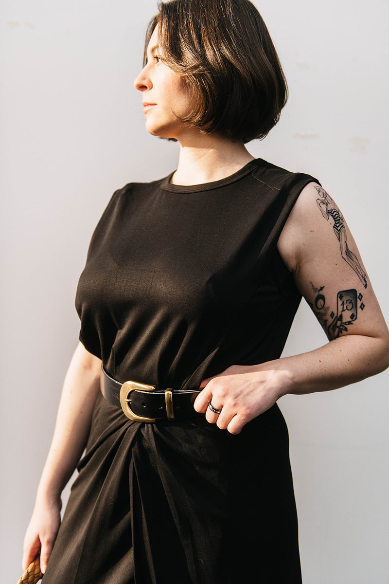 SLEEVELESS MIDI DRESS