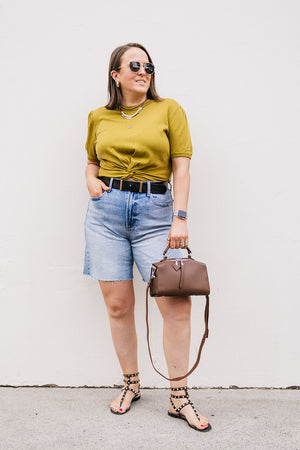 KAYLEE HIGH RISE PINCHED STRAIGHT SHORT