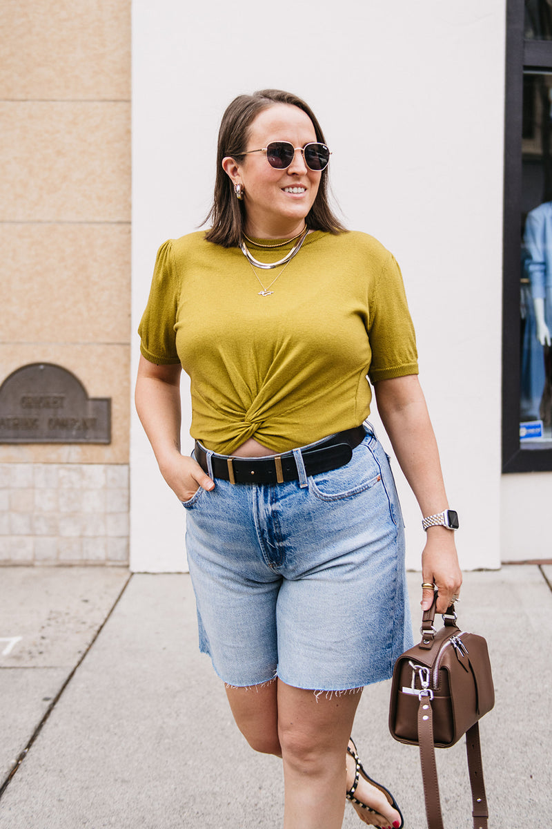 KAYLEE HIGH RISE PINCHED STRAIGHT SHORT