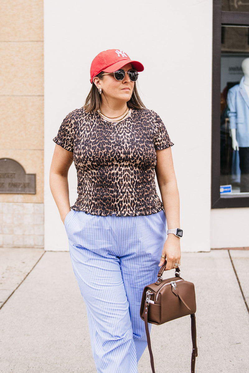 LEOPARD SMOCKED TEE