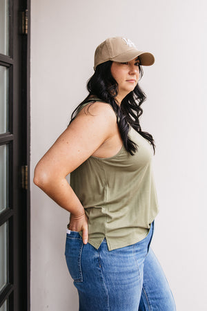 HIGH NECK TANK