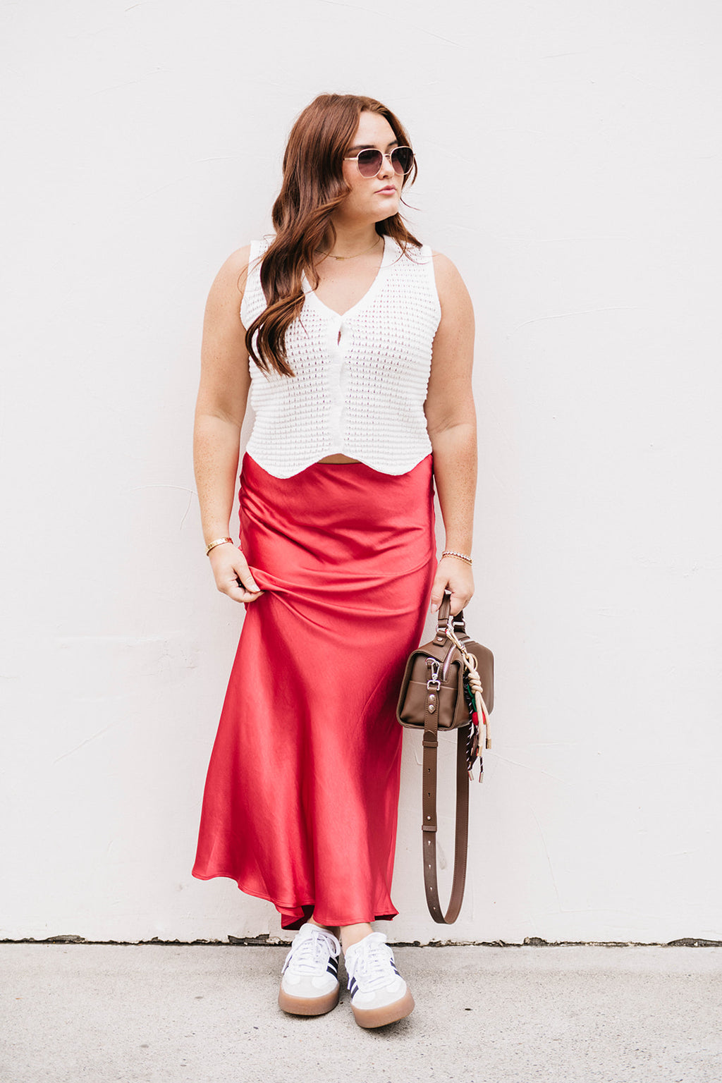 BUTTON FRONT SWEATER VEST