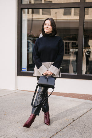 COLORBLOCK TURTLENECK SWEATER