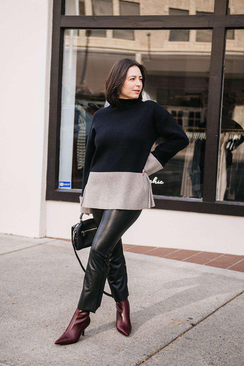 COLORBLOCK TURTLENECK SWEATER