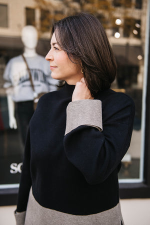 COLORBLOCK TURTLENECK SWEATER