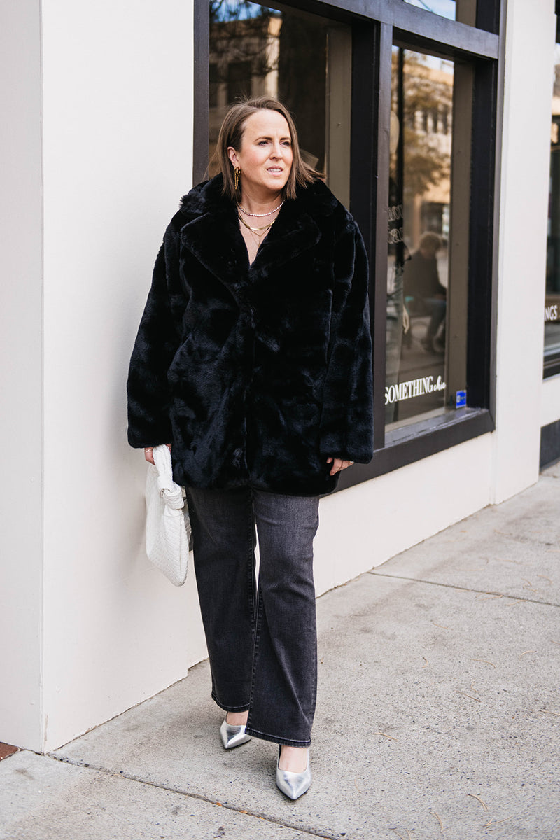 FAUX FUR COAT