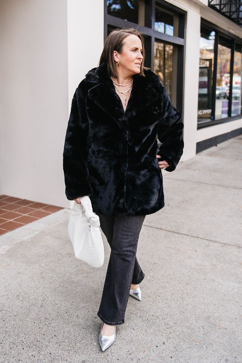 FAUX FUR COAT