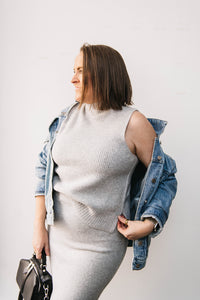 MOCKNECK SLEEVELESS SWEATER