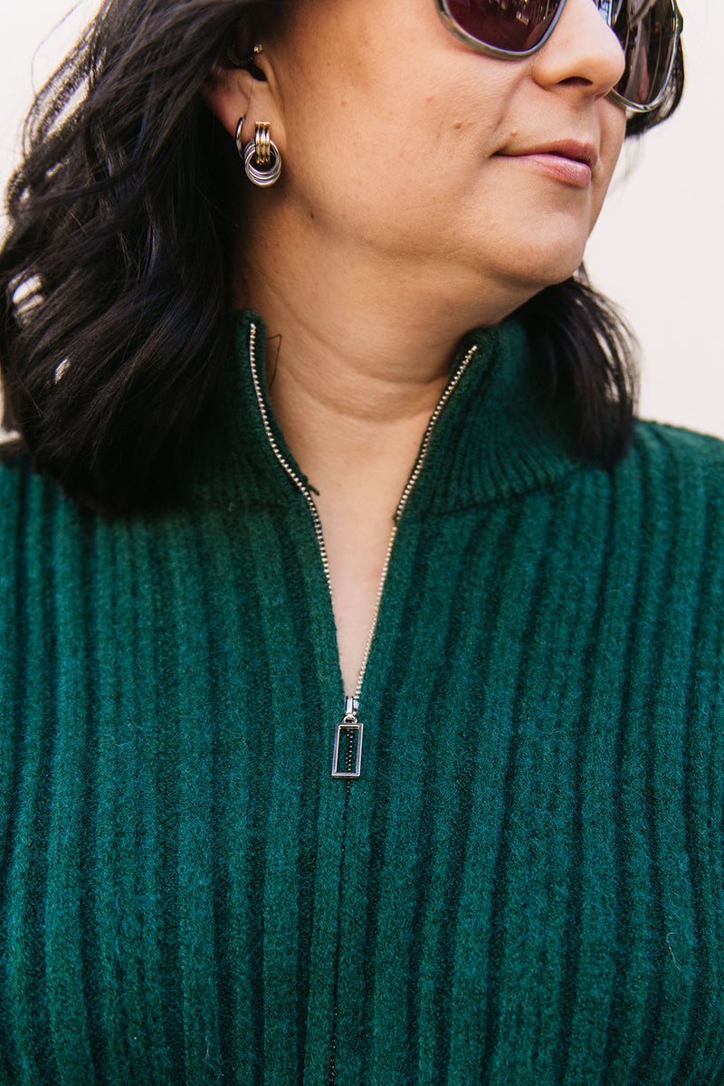 RIBBED ZIPPER CARDIGAN