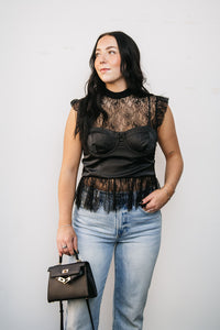 LACE BUSTIER TOP