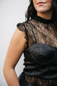 LACE BUSTIER TOP