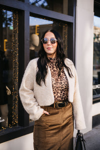 CROPPED COLLARLESS JACKET