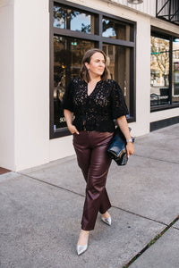 CINCHED WAIST LACE TOP