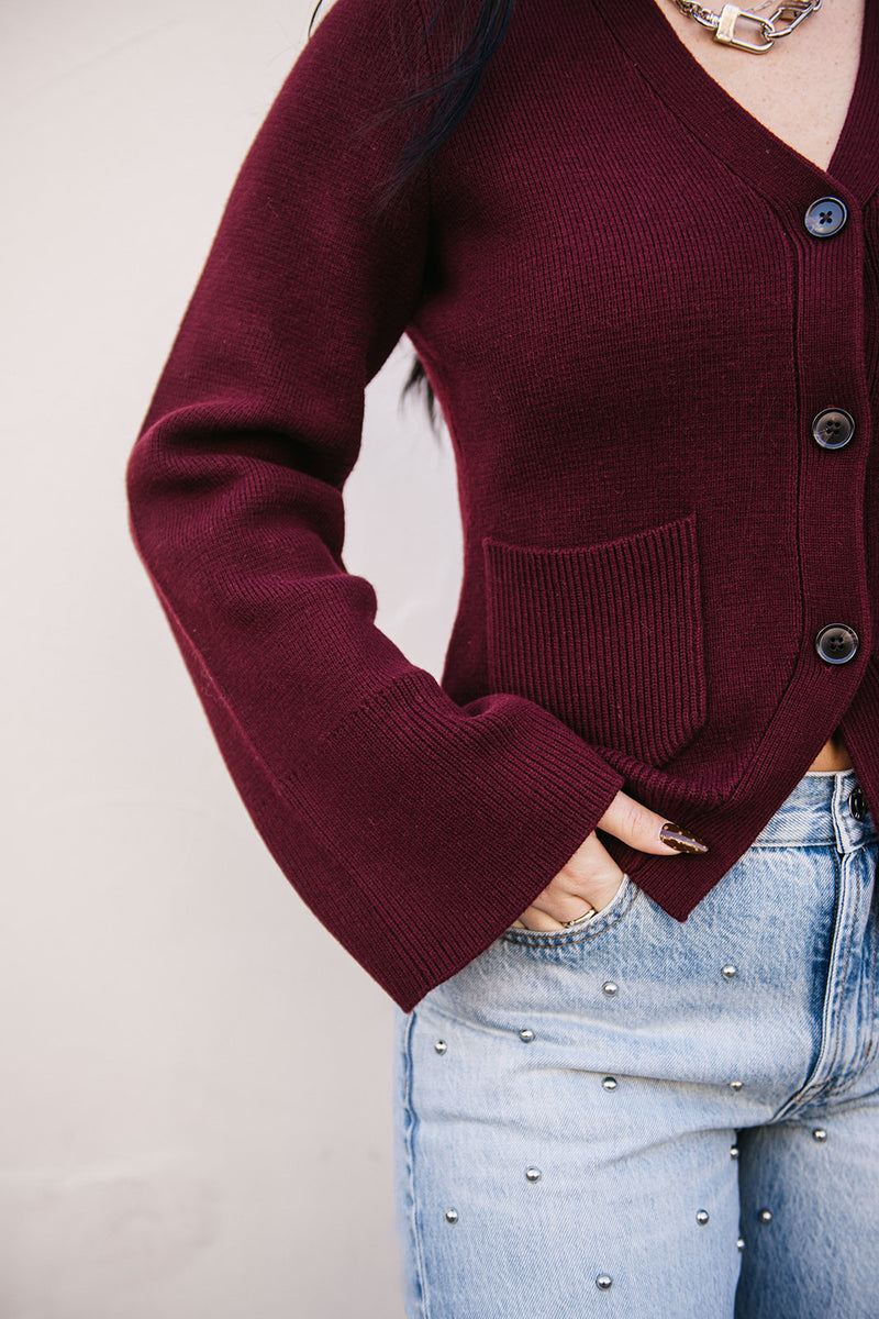 AERON V-NECK CARDIGAN SWEATER