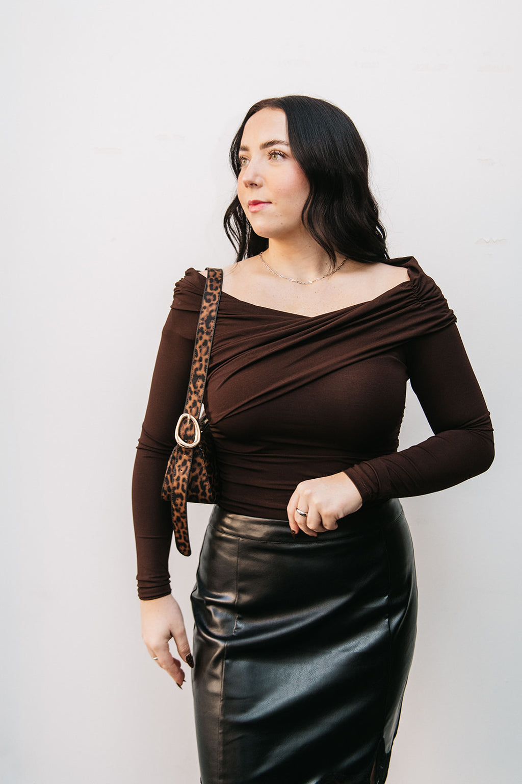 OFF SHOULDER RUCHED TOP