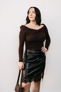 OFF SHOULDER RUCHED TOP