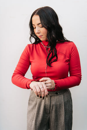 LONG SLEEVE MOCK NECK TOP