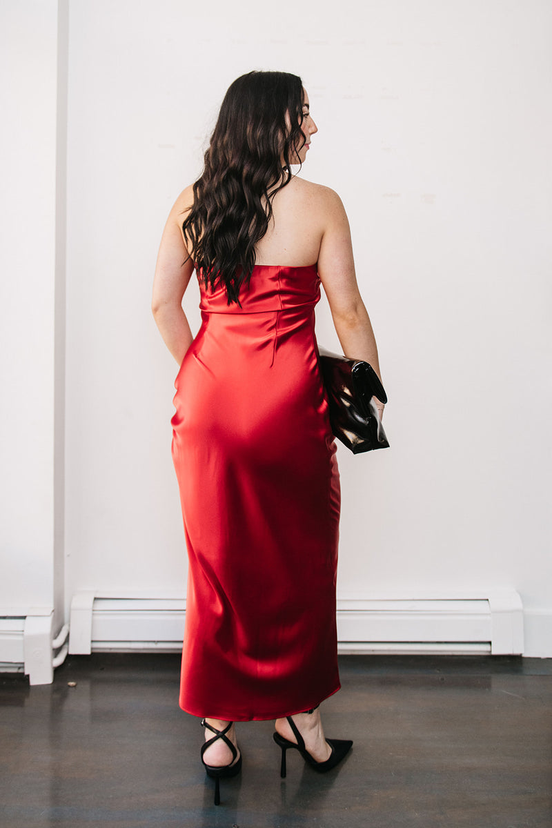 SLEEVELESS SATIN DRESS