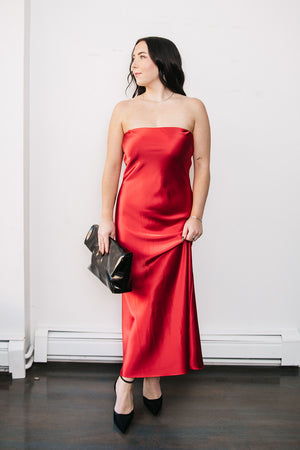 SLEEVELESS SATIN DRESS