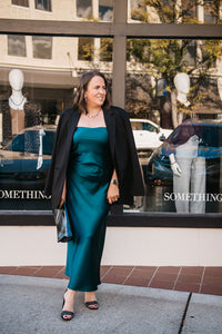 SLEEVELESS SATIN DRESS