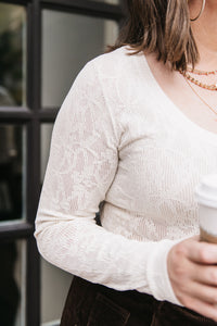 DAINTY MESH SWEATER