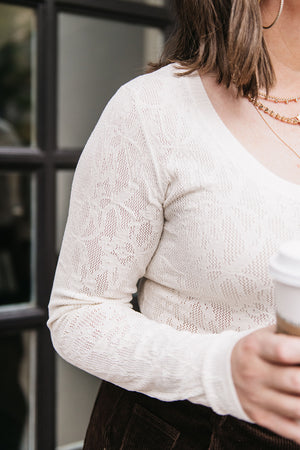 DAINTY MESH SWEATER